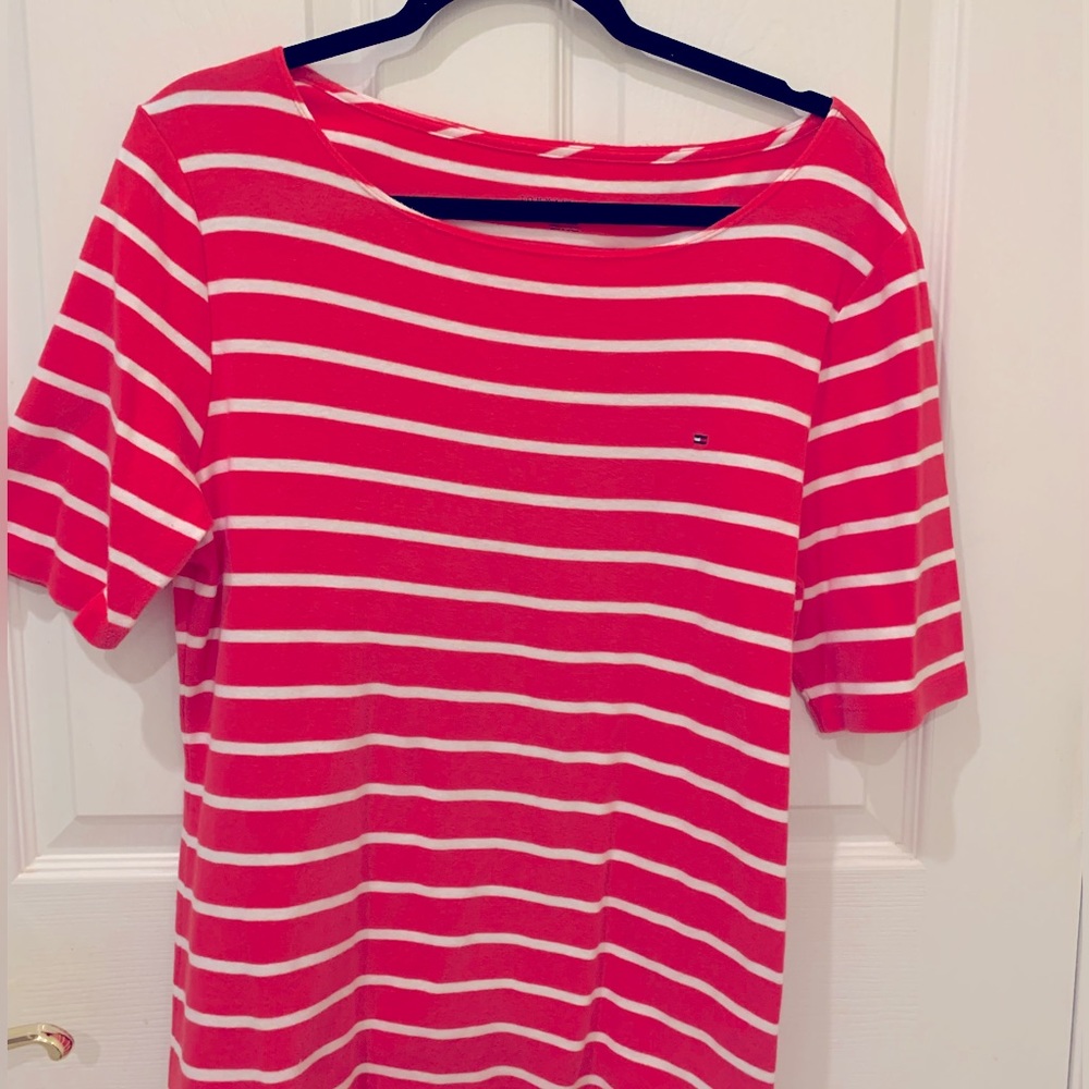 Women’s XL Tommy Hilfiger tee